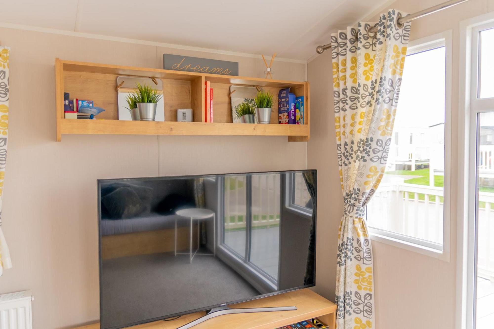 64 Lancaster The Lazy Willow 3 Bedroom Hot Tub Caravan Tattershall Lakes Exterior photo